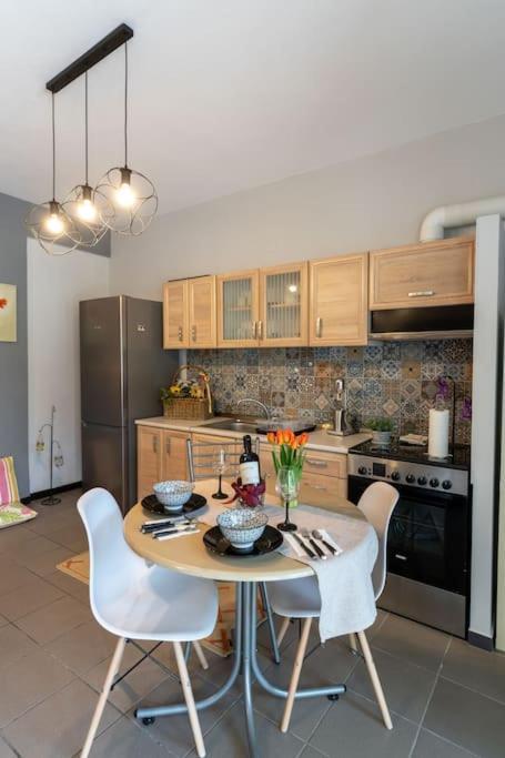 Elenis Cozy Apartment لاريسا المظهر الخارجي الصورة
