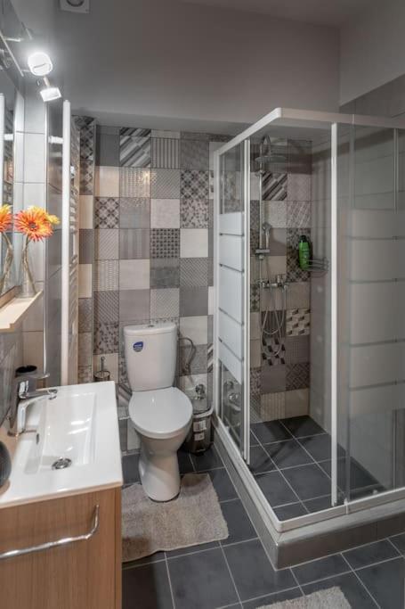 Elenis Cozy Apartment لاريسا المظهر الخارجي الصورة