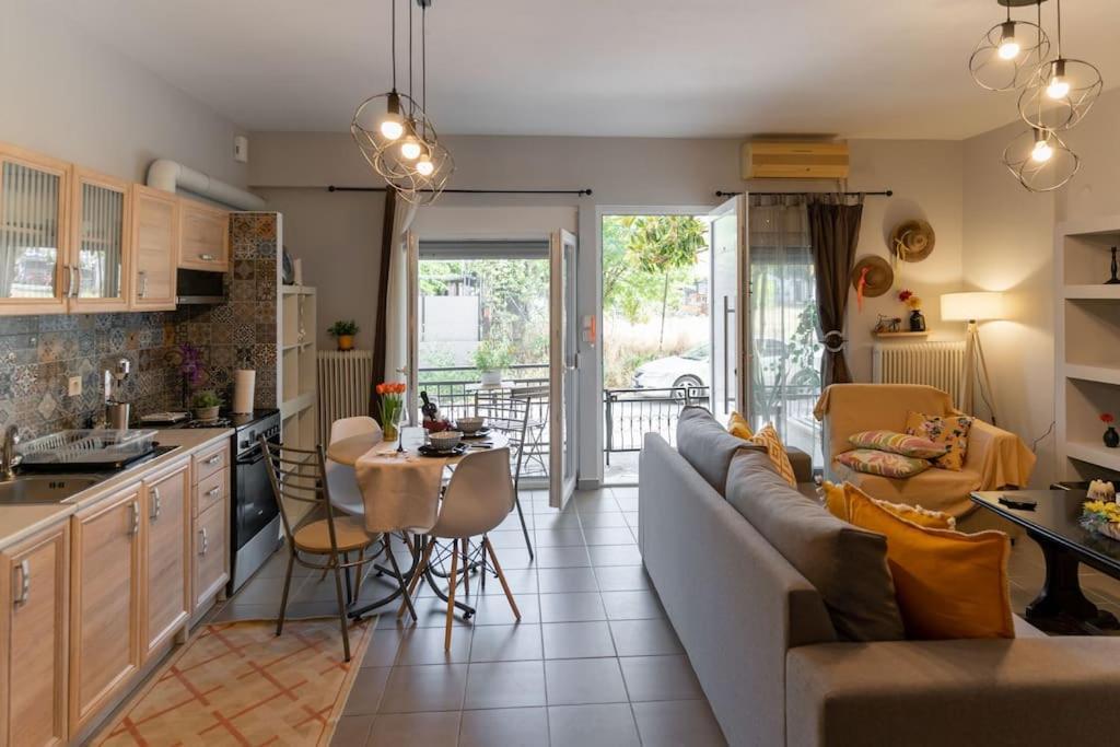Elenis Cozy Apartment لاريسا المظهر الخارجي الصورة
